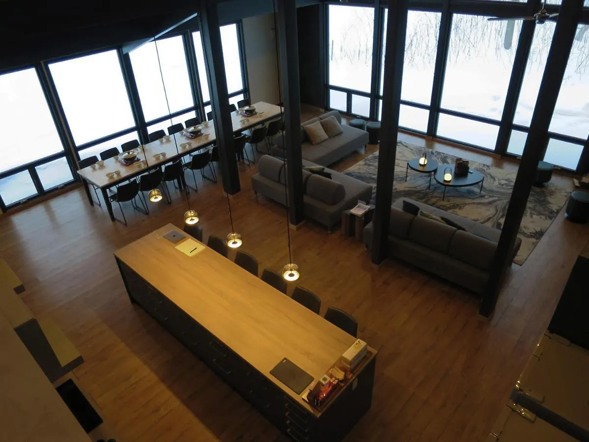Hakobune Niseko - 8-Room Chalets & 2-Room Apartments